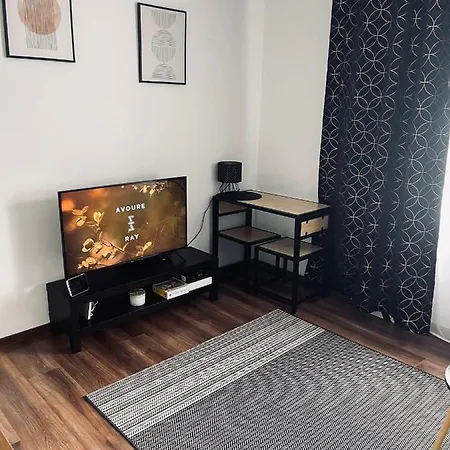 Moderna Apartament *