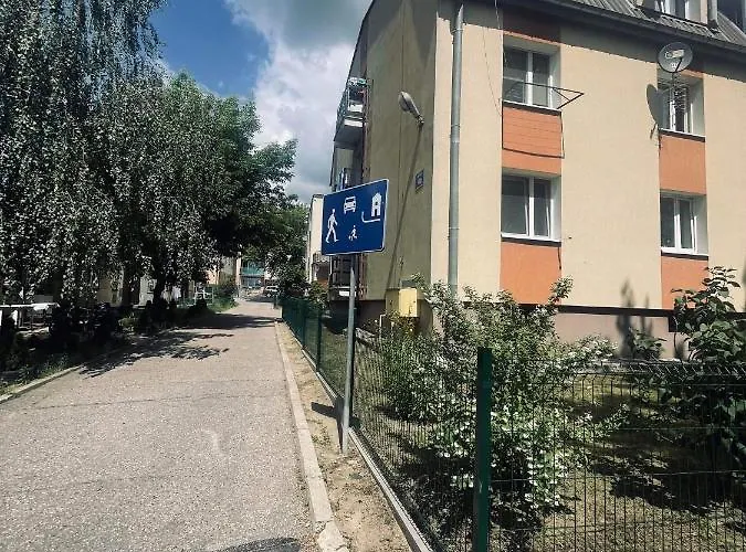 Moderna Apartament *